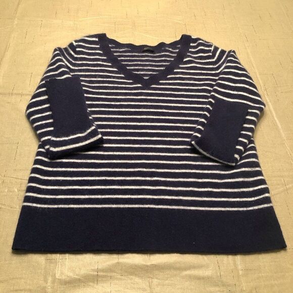 Halogen 100% Cashmere Long Sleeve Blue and White V-Neck Sweater - Picture 1 of 8